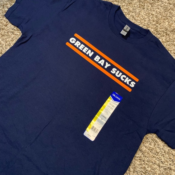 Chicago Bears Custom T-Shirts “Green Bay Sucks” Gildan - Picture 2 of 7